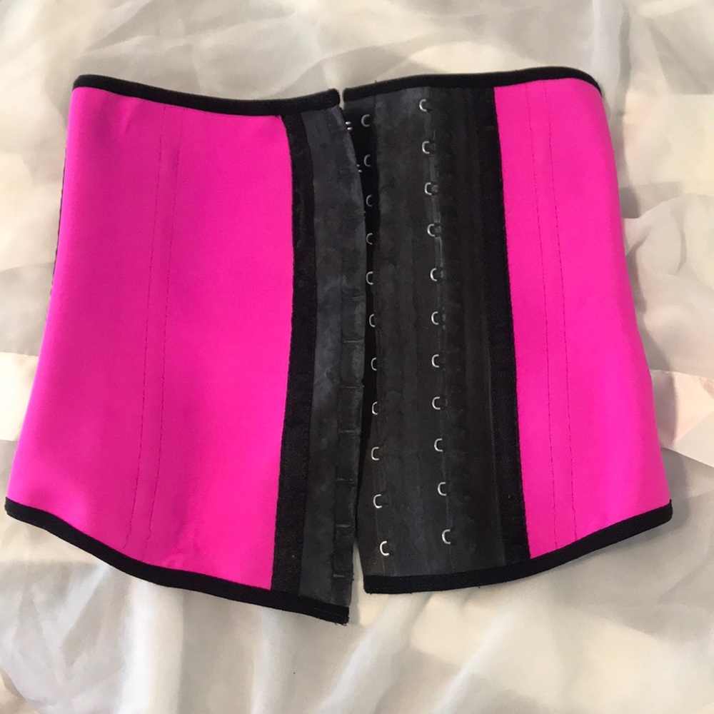 Ann Chery body shaper